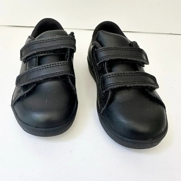 Stride Rite Other - STRIDE RITE Boys 6.5 Black Leather Made2Play Washable Sneaker